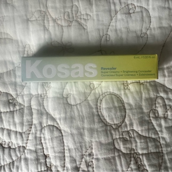 NIB Kosas Revealer Concealer 5W - Picture 3 of 3